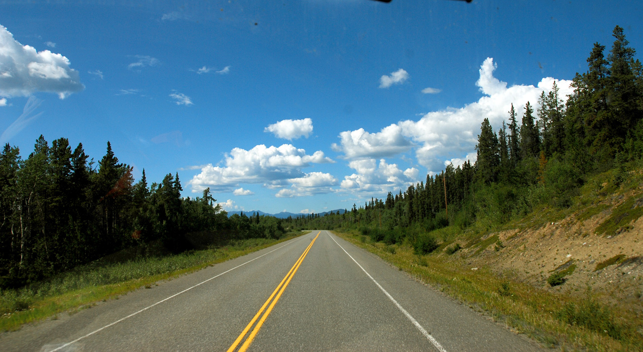 2013-07-29, 065, Alaskan Hwy Mile ... 981, BC-YT, CA