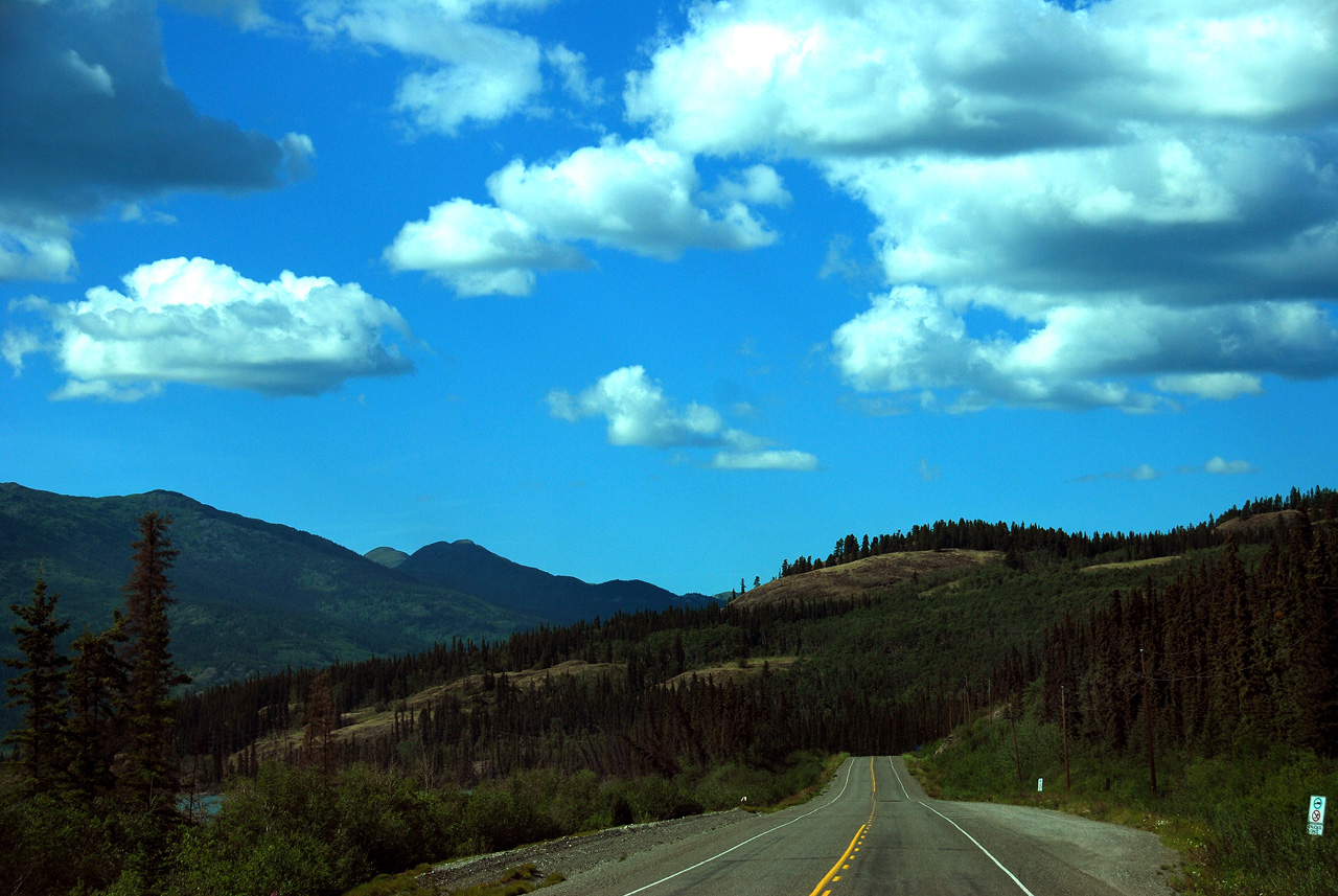 2013-07-29, 071, Alaskan Hwy Mile ... 981, BC-YT, CA