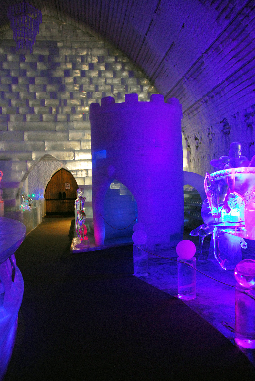 2013-08-04, 030, Aurora Ice Museum