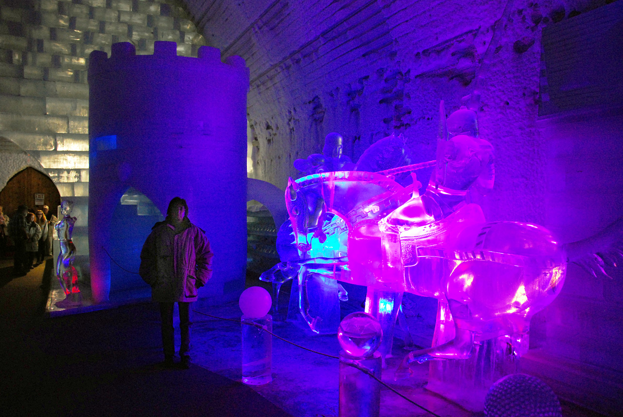 2013-08-04, 052, Aurora Ice Museum