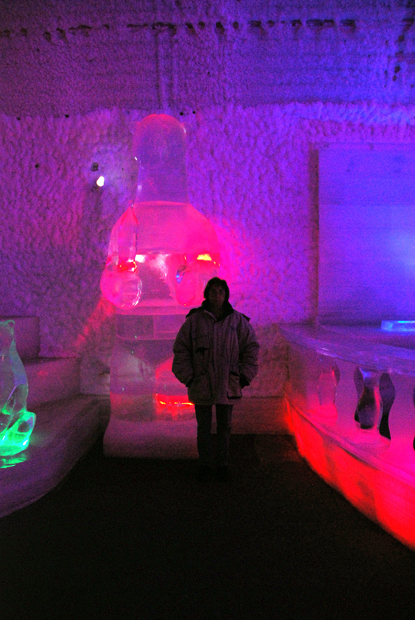 2013-08-04, 054, Aurora Ice Museum