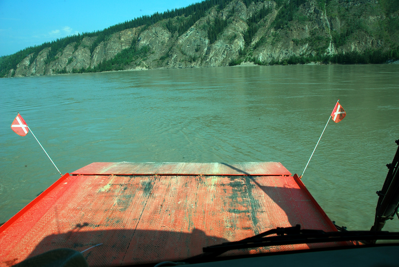 2013-08-13, 039, Ferry across Yukon River, YT