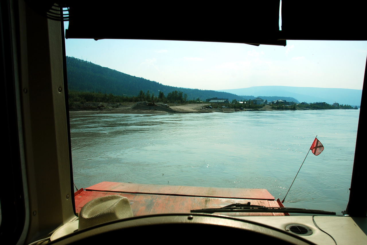 2013-08-13, 041, Ferry across Yukon River, YT
