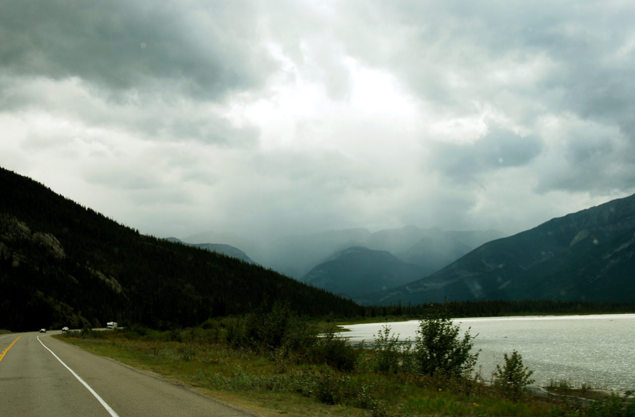 2013-08-18, 010, Along Rt 16 in Jasper NP, AB