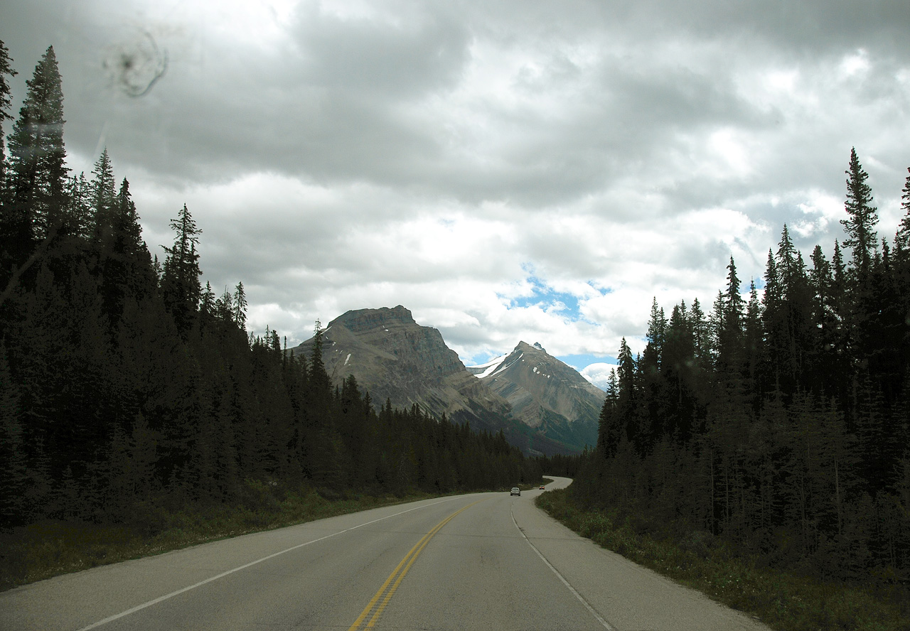2013-08-19, 036, Along the 'Icefields Pkwy' in Banff, AB