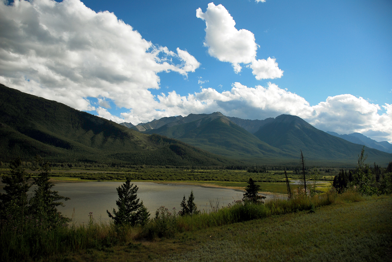 2013-08-19, 104, Along the 'Bow Valley Pkwy in Banff, AB