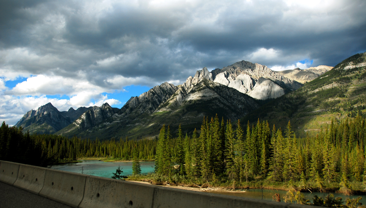 2013-08-19, 108, Along the 'Bow Valley Pkwy in Banff, AB