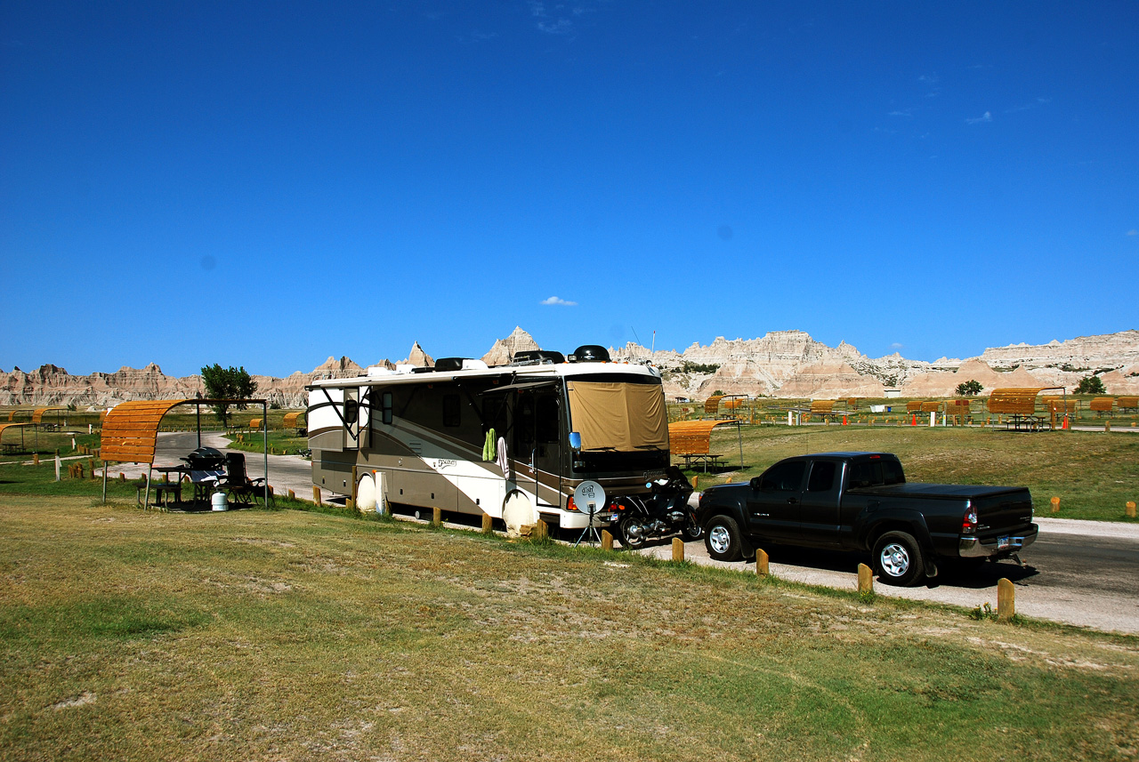 2013-08-29, 001, Cedar Pass CG, Site 70, Badlands NP, SD