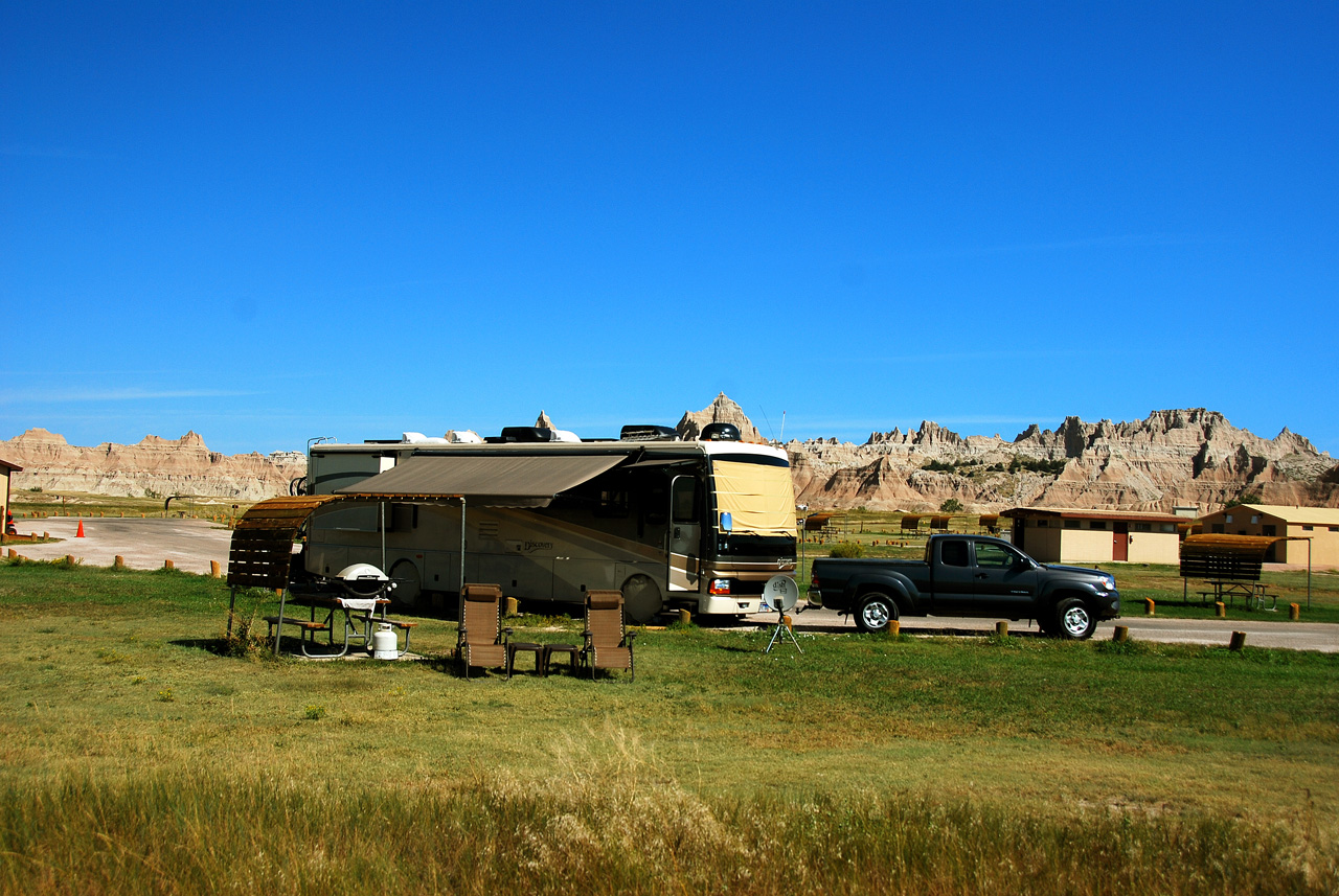 2013-08-31, 006, Cedar Pass CG, Site 15, Badlands NP, SD