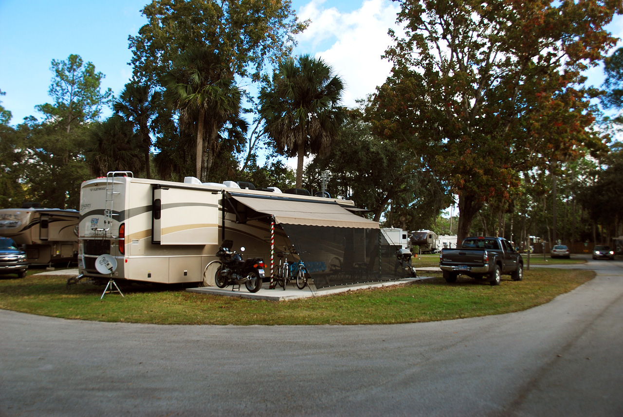 2013-11-15, 004, Town & Country, Sanford, FL