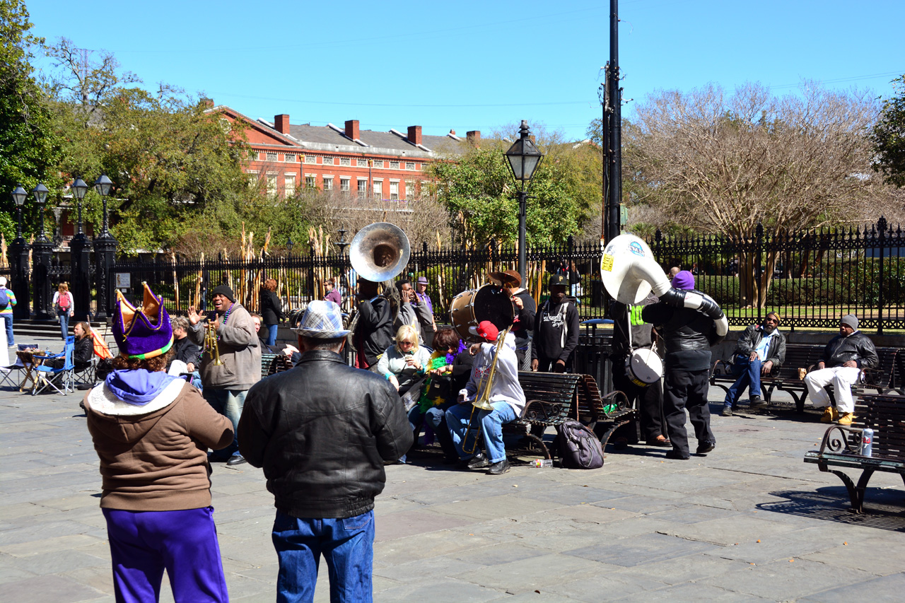 2014-02-27, 006, Street Shows in Jackson Square