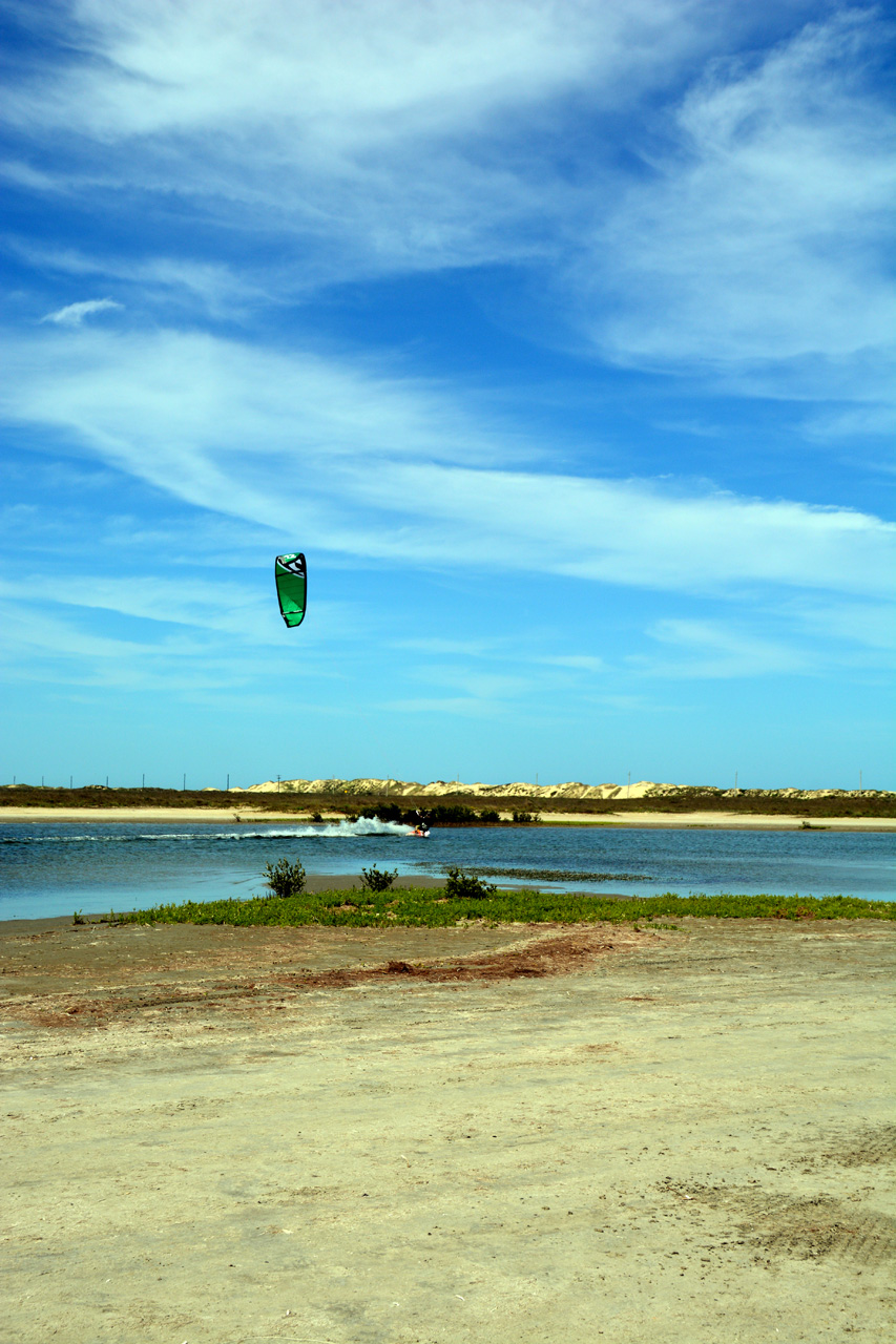2014-04-09, 056, Kiting, S Padre Island, TX
