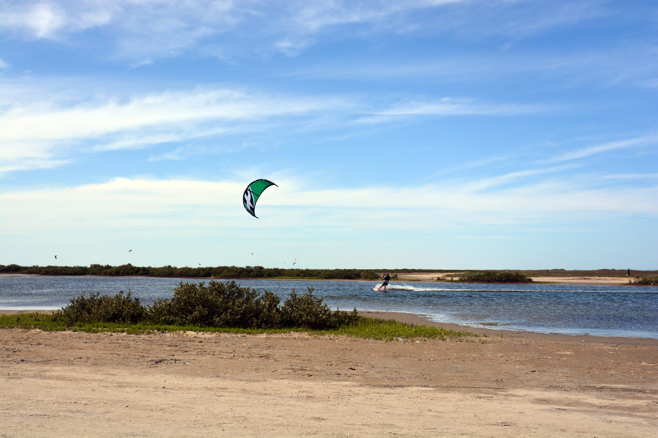 2014-04-09, 075, Kiting, S Padre Island, TX