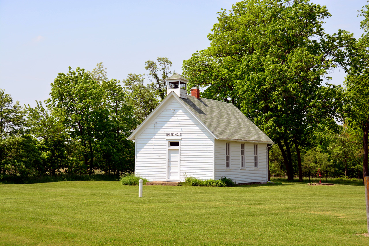 2014-05-25, 002, School House