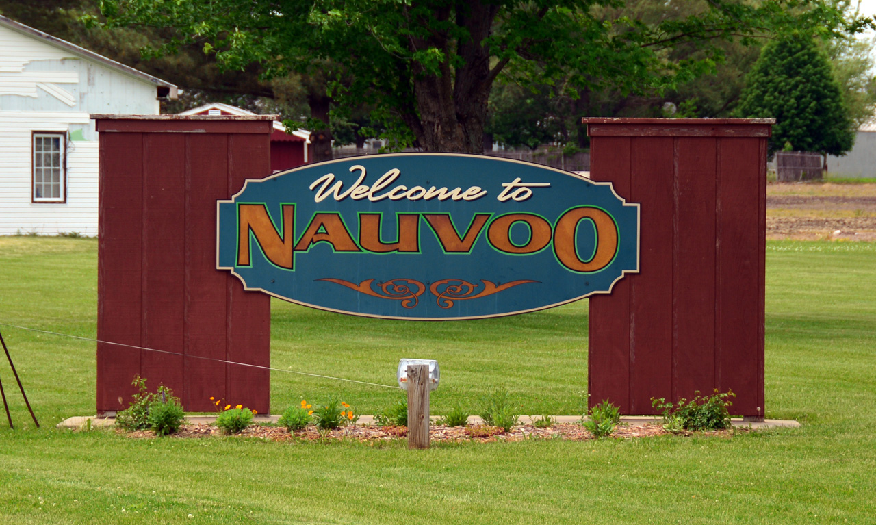 2014-05-27, 001, Welcome to Nauvoo, IL