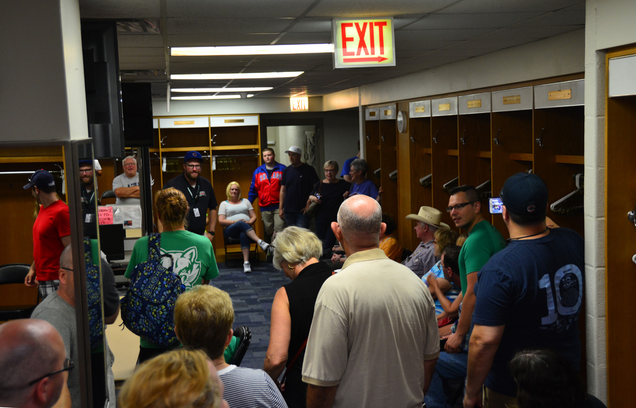 2014-08-03, 041, Wrigley Field, Vistor Locker Rm