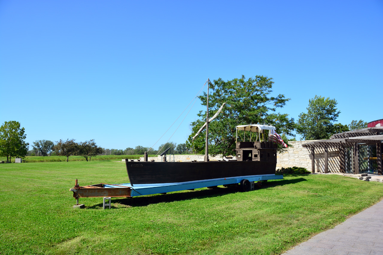 2014-09-04, 002, Western Historical Trails Center, IA