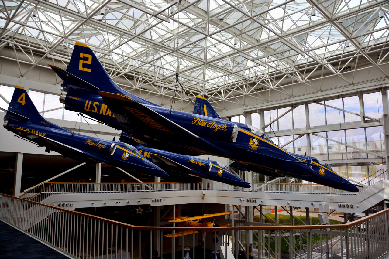 2014-11-05, 067, Blue Angels, Naval Aviation Museum