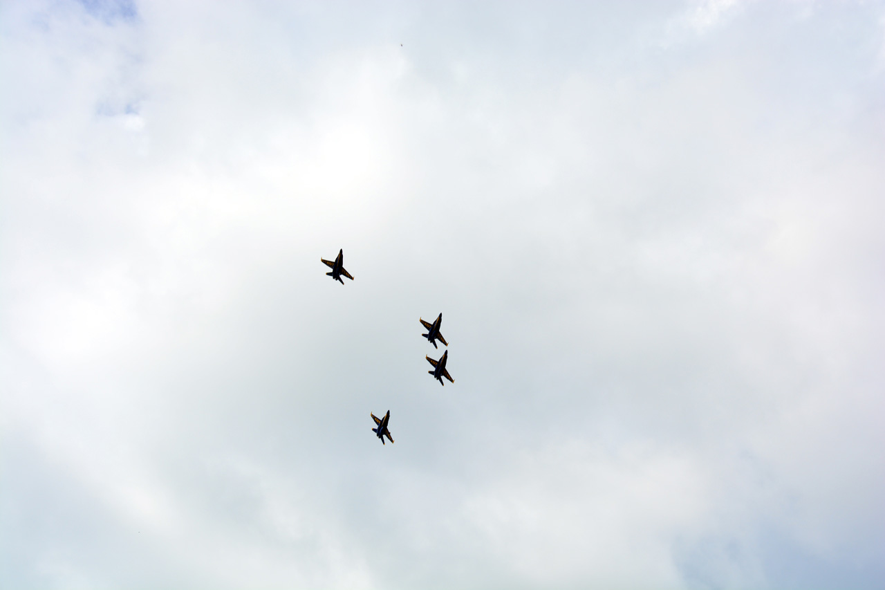 2014-10-29, 011, Blue Angels Practice Overhead