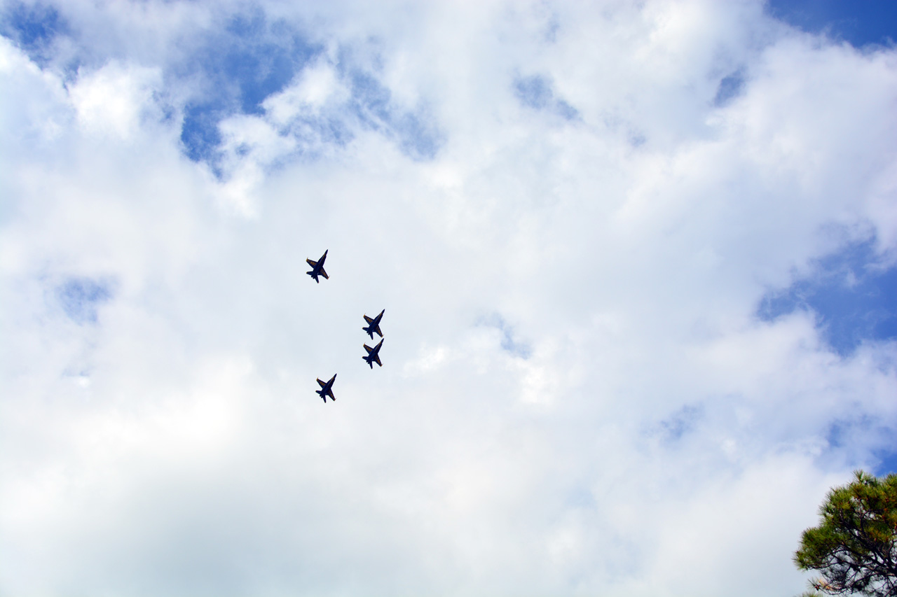2014-10-29, 013, Blue Angels Practice Overhead