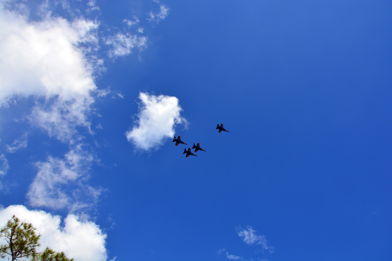 2014-10-29, 019, Blue Angels Practice Overhead