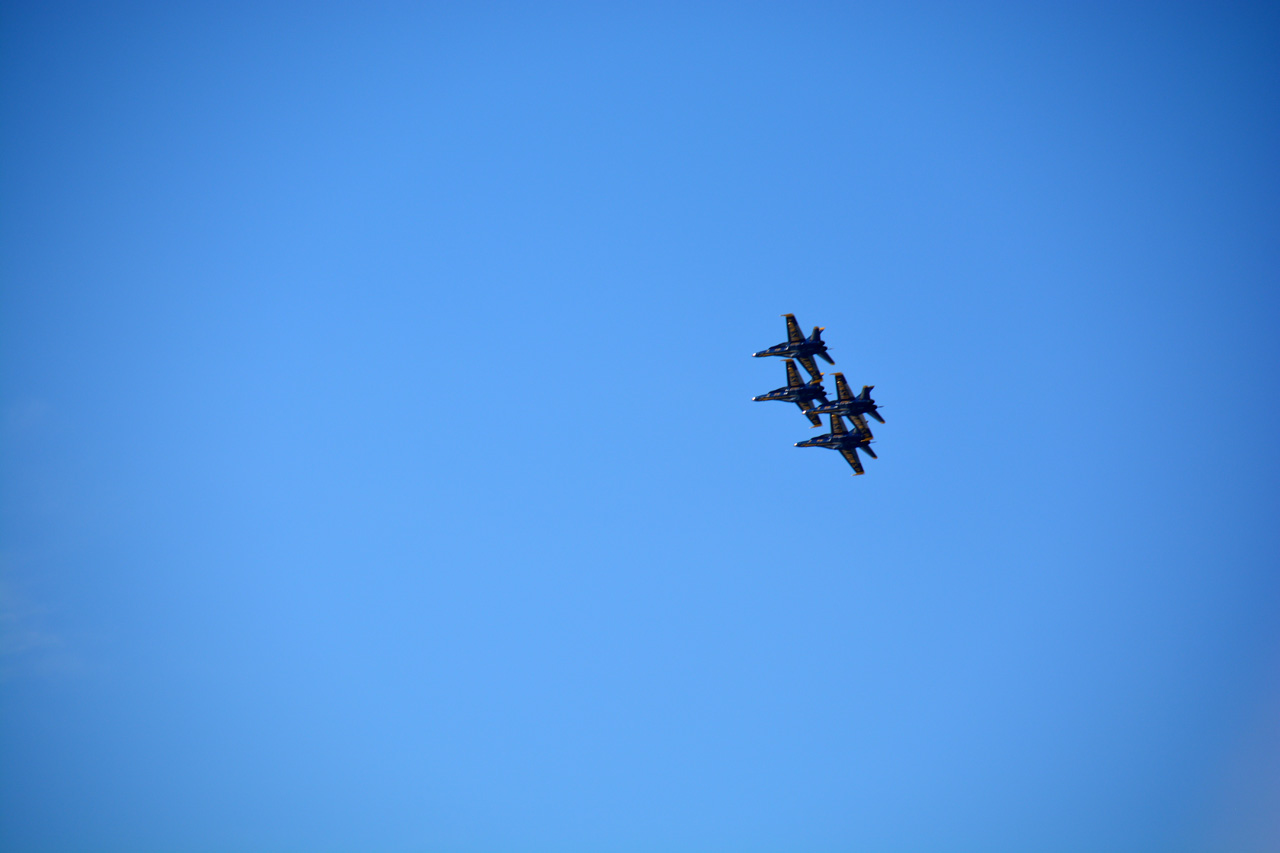 2014-11-07, 004, Blue Angels Practice Overhead