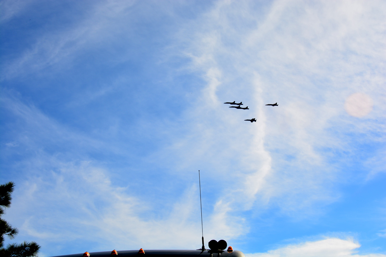 2014-11-07, 012, Blue Angels Practice Overhead