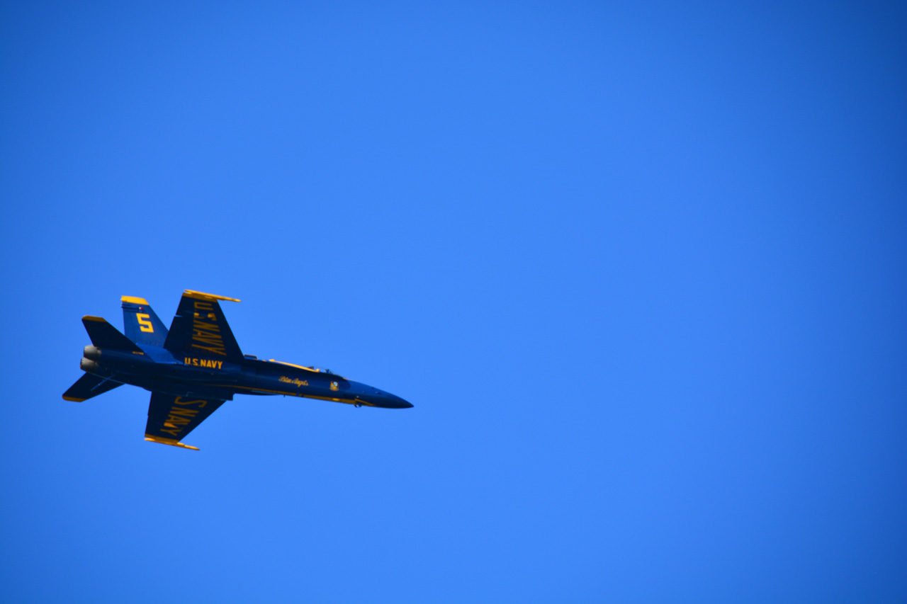 2014-11-09, 015, Blue Angels Overhead
