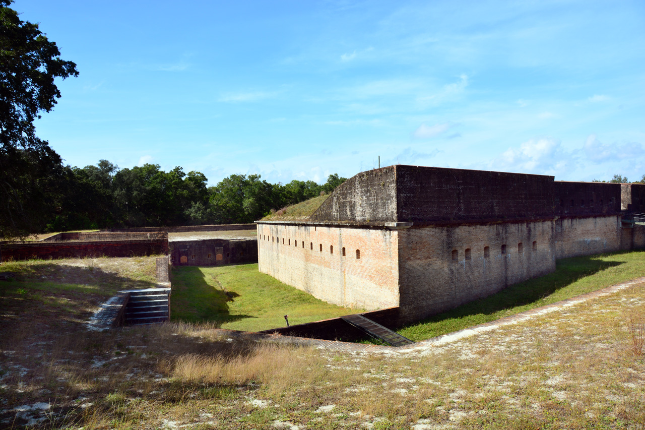 2014-10-05, 007, Advanced Redoubt of Ft Barrancas