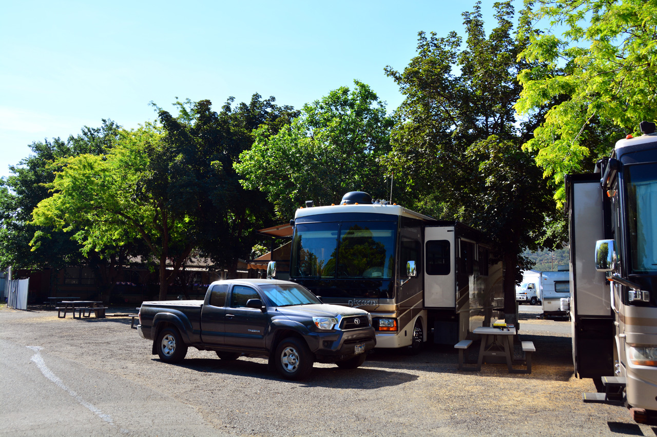 2015-07-01, 001, Waiika Trailer Haven, Yreka, CA