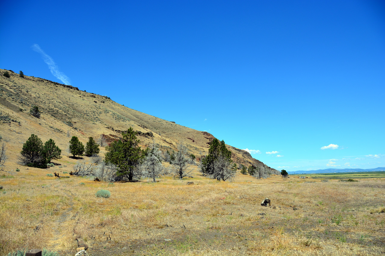 2015-07-06, 005, Lava Beds NP, Gillem Bluff Trail, CA