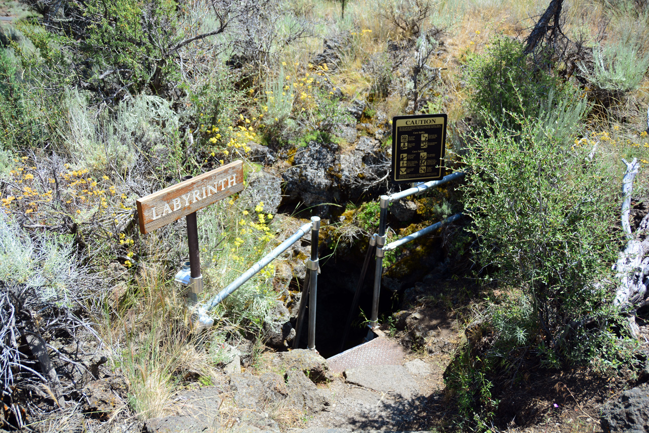 2015-07-06, 062, Lava Beds NP, Labyrinth Cave, CA