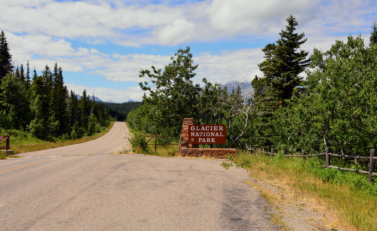 2015-07-18, 001, Glacier NP, MT Entrance