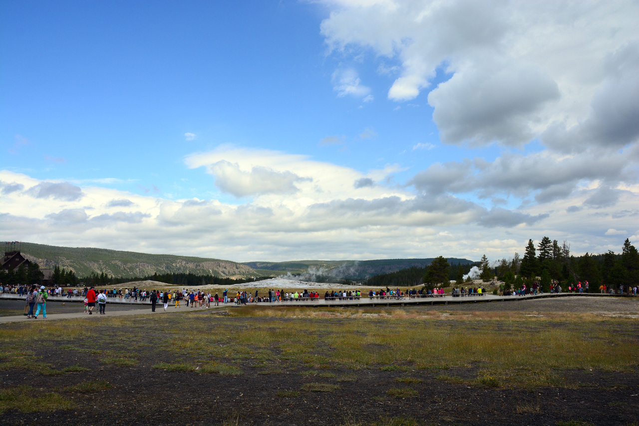 2015-07-27, 028, Yellowstone NP, WY, Old Faithful. Geyser