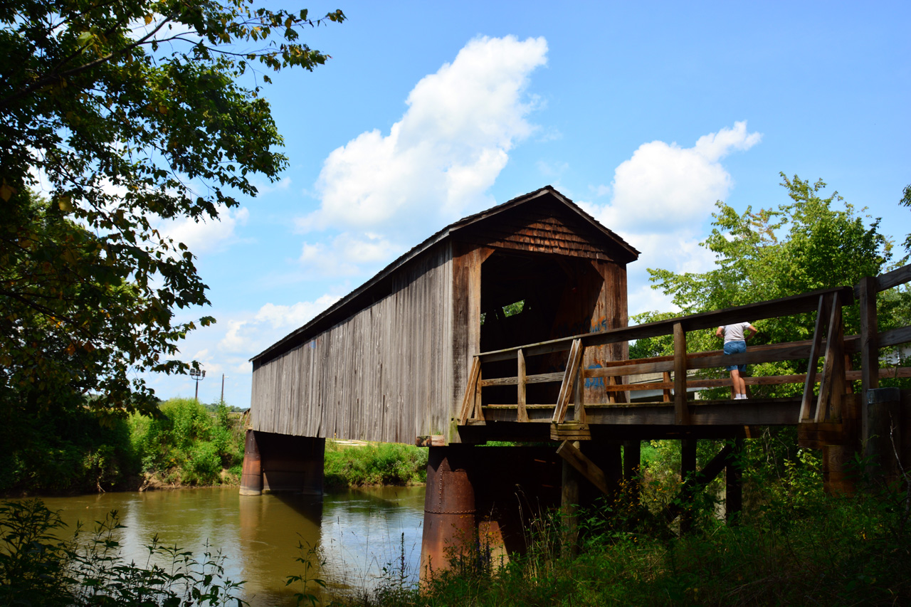 2015-08-18, 015, Thompson Mill Covered Bridge, 1868, Cowden, IL