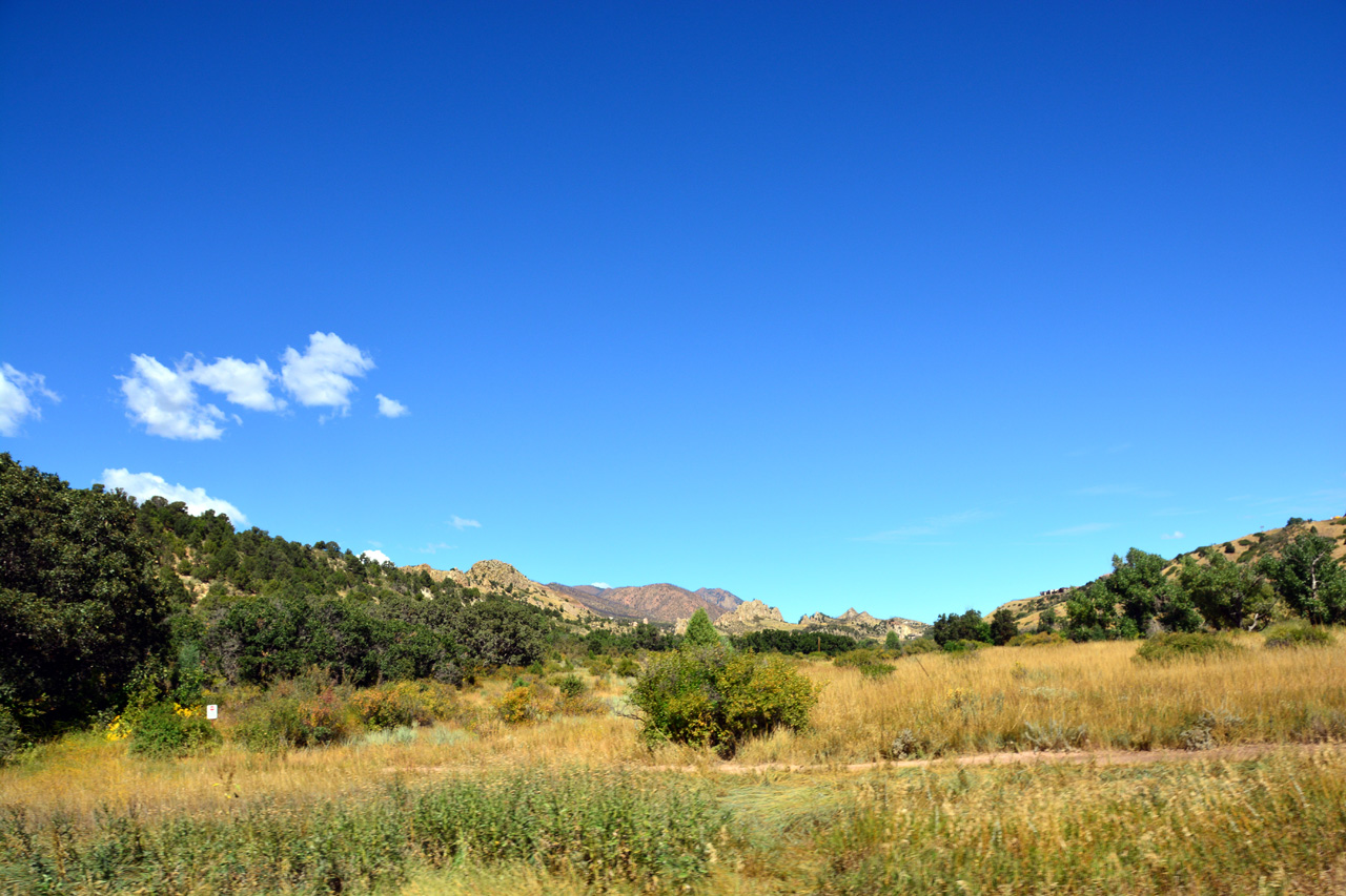 2015-09-23, 024, Garden of the Gods, Gateway Road