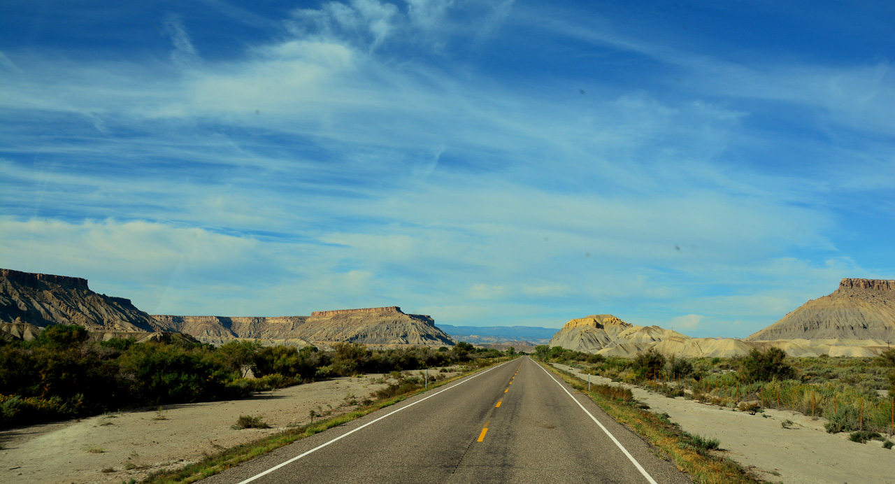 2015-09-26, 018, Along Utah Rt-24 South from I-70