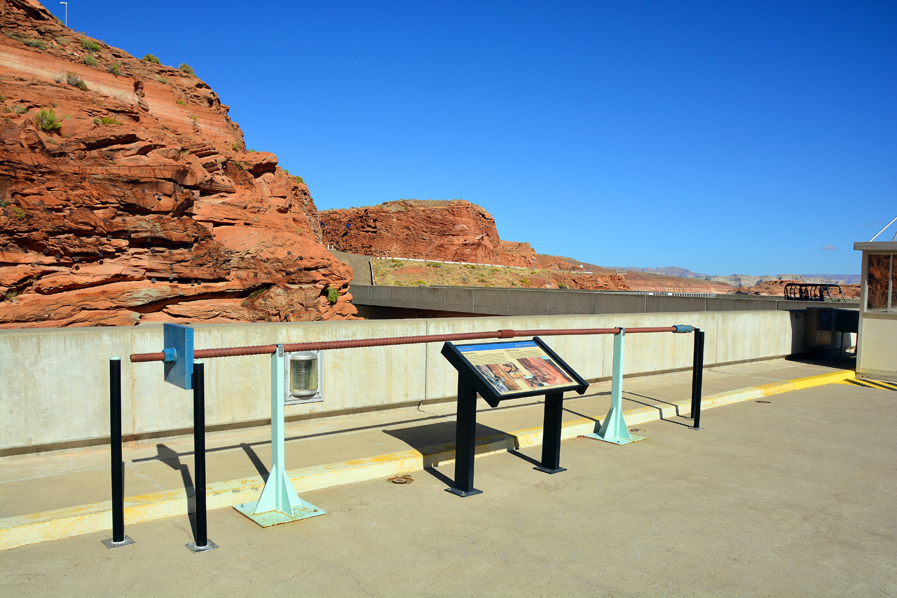 2015-10-08, 025, Glen Caynon Dam, Page, AZ