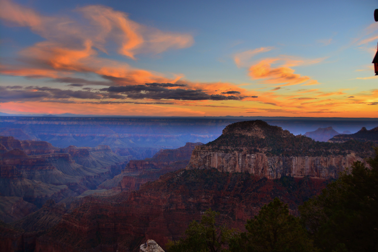 2015-10-10, 005, Grand Canyon NP, North Rim, Lodge at Sunset