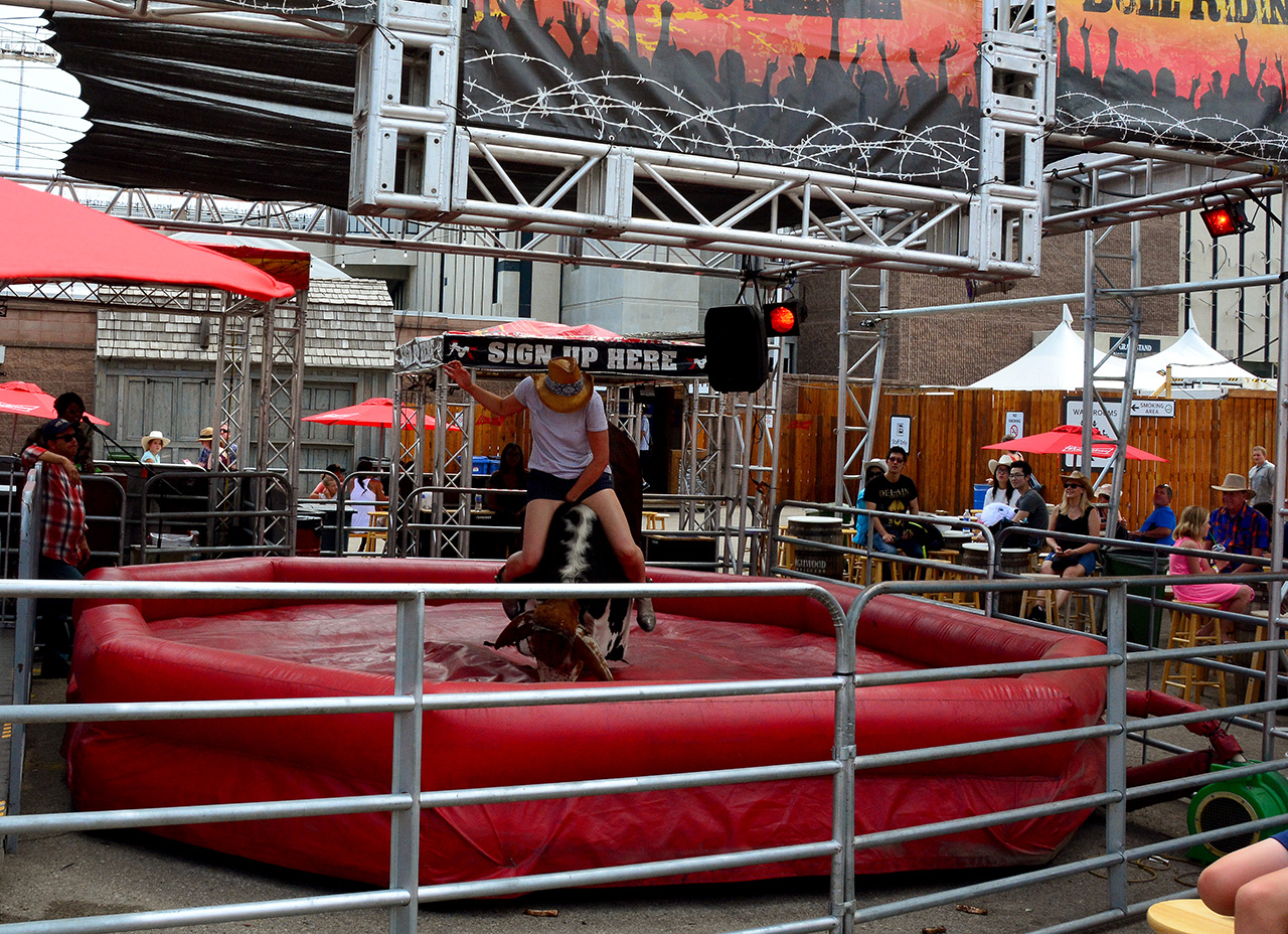 2017-07-08, 050, Calgary Stampede, AB, Bull Riding