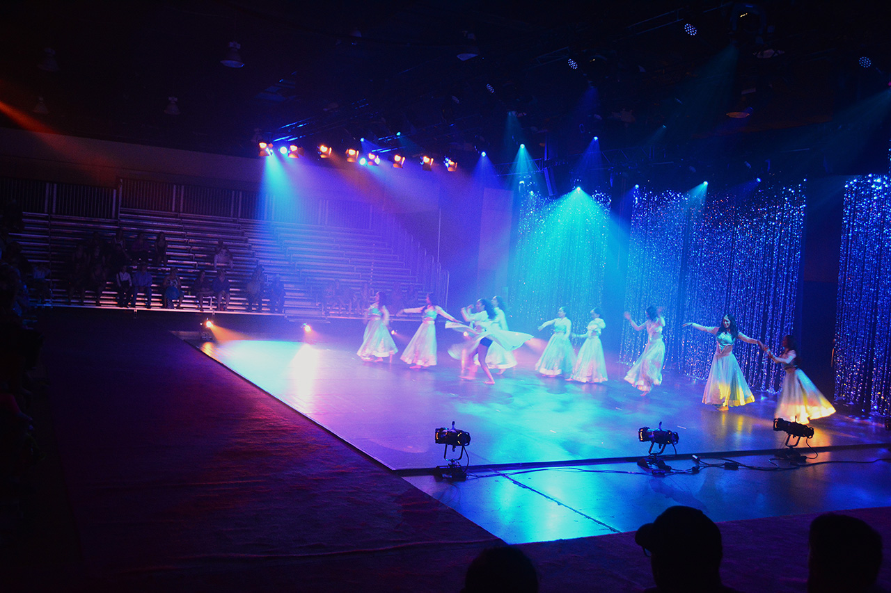 2017-07-08, 064, Calgary Stampede, AB, Bollywood Dance