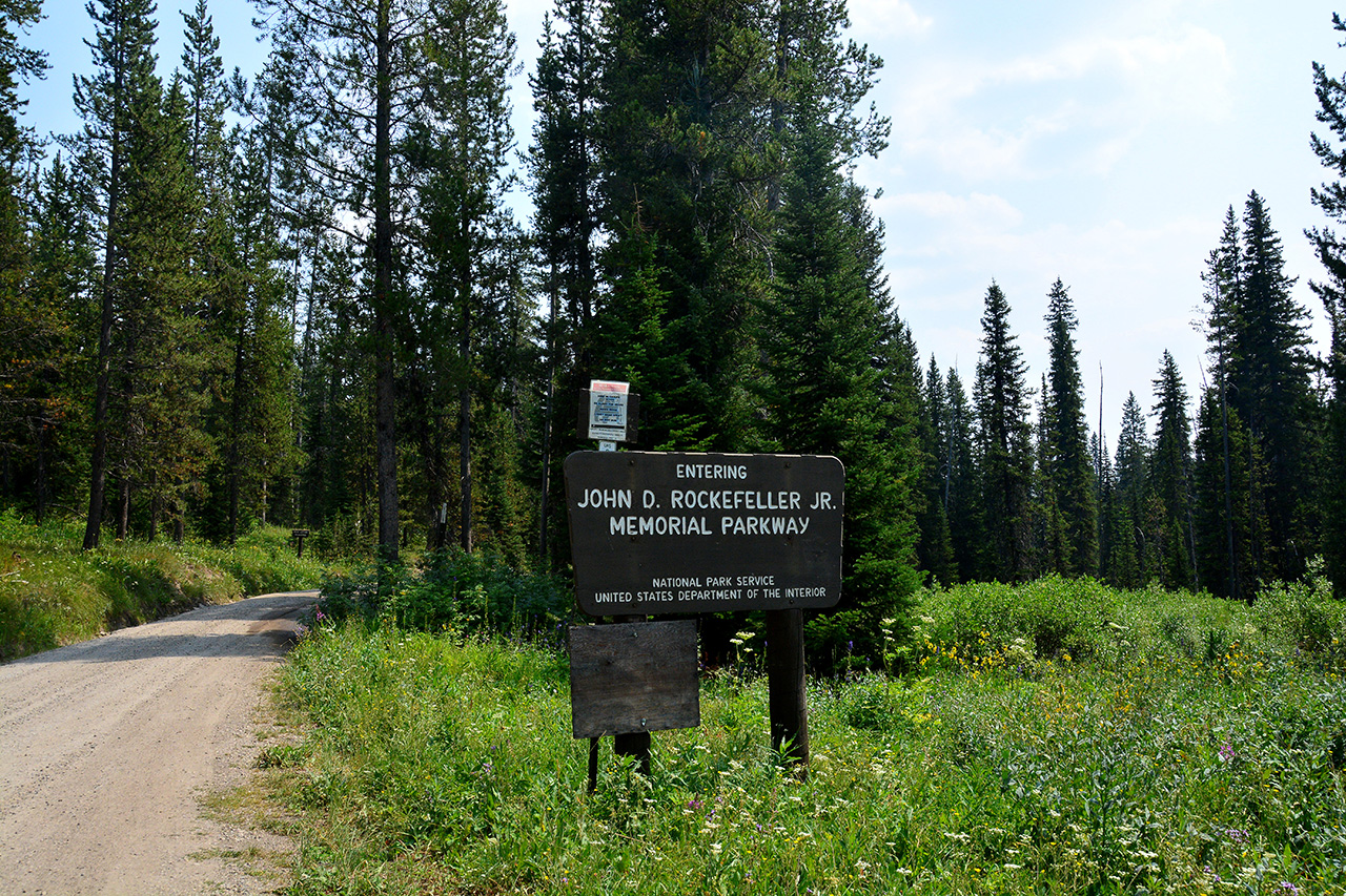 2017-08-07, 009, Ashton-Flagg Ranch Rd, WY