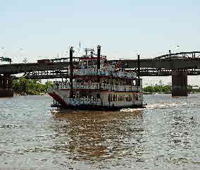 2012-04-09, 003, The River Boats, MO