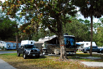 2013-11-15, 002, Town & Country, Sanford, FL